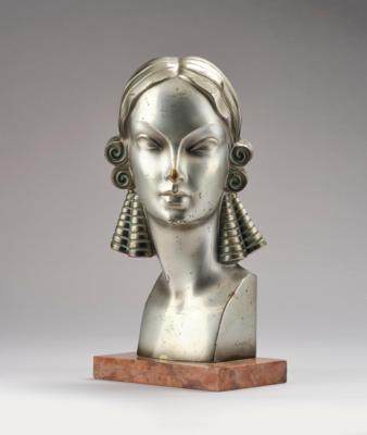 Josef Lorenzl (Vienna, 1872-1950), a female bust, Vienna, c. 1930 - Jugendstil e arte applicata del XX secolo