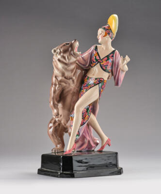 A female dancer with a bear, model number 480, Marcell Goldscheider, Vienna, 1928-39 - Secese a umění 20. století