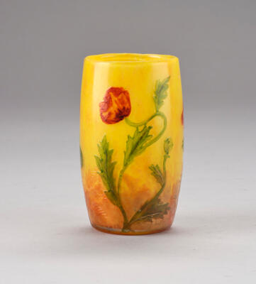 A vase with poppy flowers, Daum, Nancy, c. 1910 - Jugendstil and 20th Century Arts and Crafts