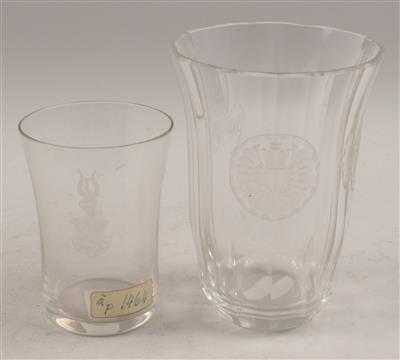 2 verschiedene Lobmeyr-Becher mit verschiedenen Wappen, - Antiquariato