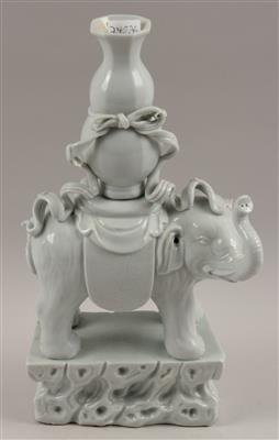 Blanc de Chine-Elefant - Antiquariato