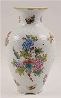 Vase, - Antiques