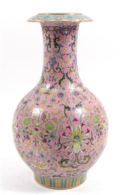 Famille rose-Vase, - Antiques