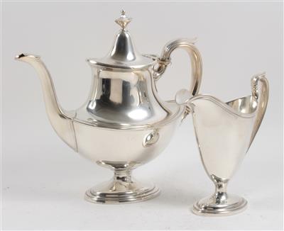 Amerikanische Teekanne und Gießer, - Antiques