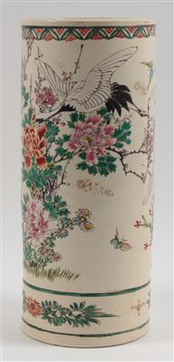 Zylindrische Famille rose Vase, - Antiquitäten