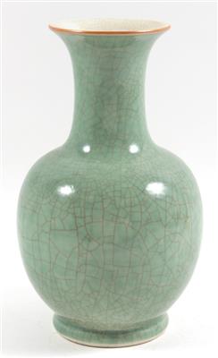 Vase, - Antiques