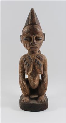 Afrikanische Figur aus Holz: - Antiques