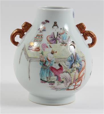 Famille rose Vase, - Antiquariato