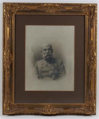 Kaiser Franz Joseph I. von Österreich - Porträt des alten Kaisers in Uniform mit Ordensschmuck, - Antiquitäten
