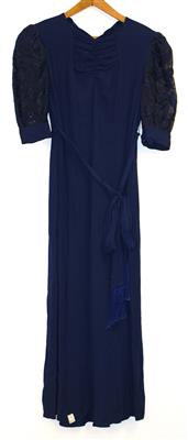 Abendkleid, - Antiquariato