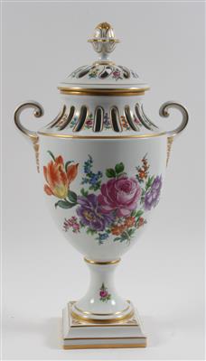 Deckelvase, - Antiques