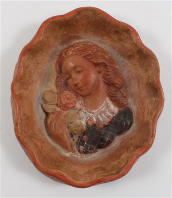 Ida Schwetz-Lehmann, Wandrelief mit der Darstellung einer Mädchenbüste mit Rose, - Antiques