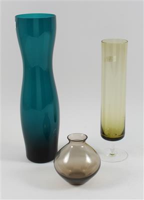 Set von 3 Vasen, - Antiques