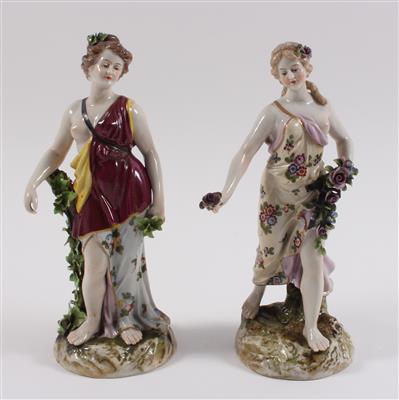 2 weibliche Halbakte mit Efeu bzw. mit Rosen, - Antiques