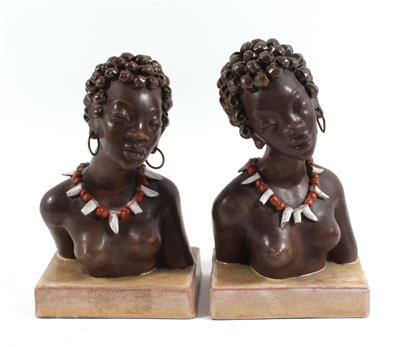 1 Paar Buchstützen Schwarzafrikanerinbüste, Anzengruber Keramik - Antiquitäten