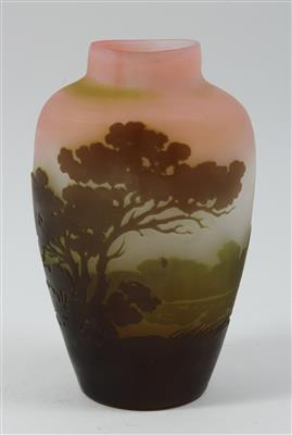 Vase mit Seelandschaft, - Antiques