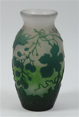 Vase mit Traubenranken, - Antiquariato