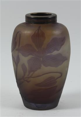 Vase mit Silberrand, - Starožitnosti