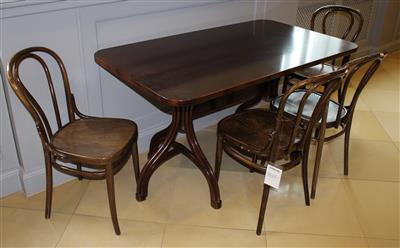 Tisch und vier Stühle, - Antiques