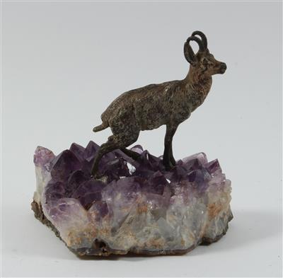 Gämse auf Amethyst - Antiques