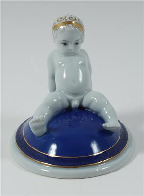 Sitzender Putto, - Antiques