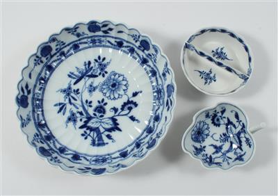 Zwiebelmuster-Teile, - Antiques