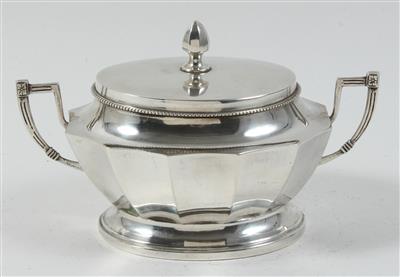 Wiener Silber Zuckerdose mit Innenvergoldung, - Summer-auction