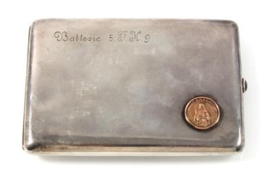 Wiener Silberdeckeldose mit Innenvergoldung "Batterie 5. F. K.9.", - Summer-auction