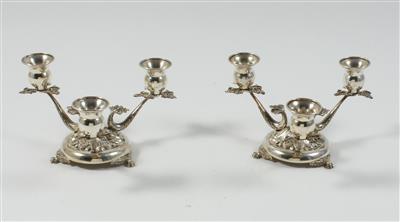 Paar dreiflammige italienische Silber Kerzenleuchter, - Sommerauktion - Antiquitäten