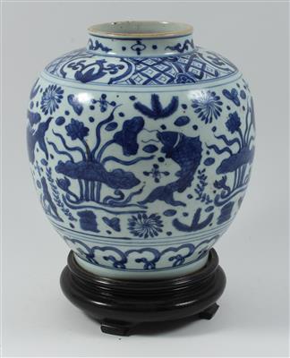 Blau-weiße Vase, - Sommerauktion - Antiquitäten