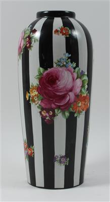 Vase, - Summer-auction