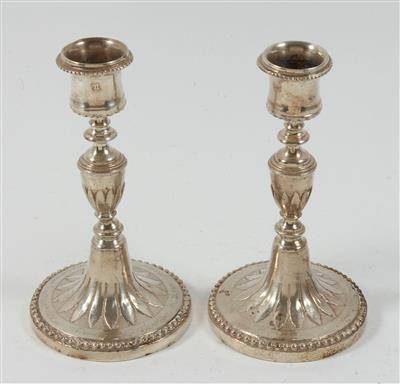 Paar Silber Kerzenleuchter, - Sommerauktion - Antiquitäten