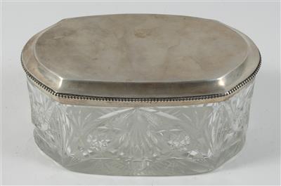 Wiener Glasdeckeldose mit Silbermontierung, - Sommerauktion - Antiquitäten