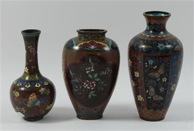 3 Cloisonné Vasen, - Summer-auction
