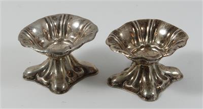 Paar Wiener Silber Gewürzschälchen von 1856, - Antiquitäten