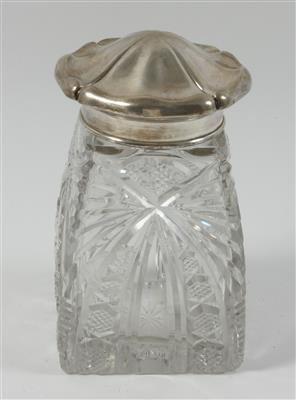Wiener Glasflakon mit Silbermontierung und Steckdeckel, - Antiques
