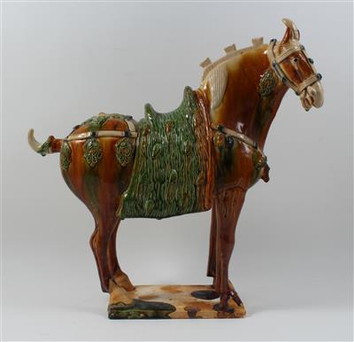 Sancai Pferd im Tang Stil, China, 20. Jh. - Antiques