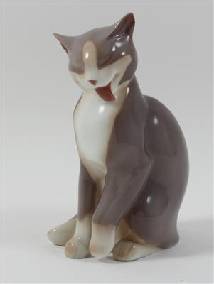 Sitzende Katze, - Antiques