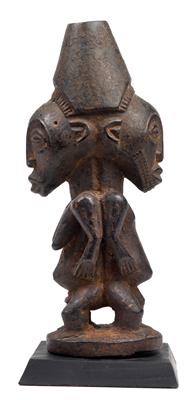 Luba-Hemba, Dem. Rep. Kongo: Eine alte Janus-Figur, 'Kabeja' genannt. - Tribal Art