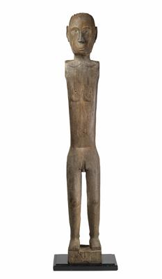 Dayak, Kalimantan (Borneo), Indonesien: Eine 'Hampatong'Figur der Kenyah-Kayan-Dayak. - Antiques