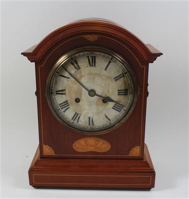 Deutsche Kommodenuhr - Uhren und historische wissenschaftliche Instrumente und Modelle