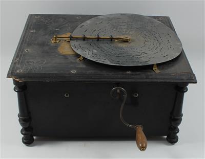 Drehorgel mit 21 Lochscheiben "Organette Amorette" - Uhren und historische wissenschaftliche Instrumente und Modelle
