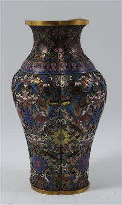 Champlevé Vase, China, Qianlong/Jiaqing Periode - Antiquariato