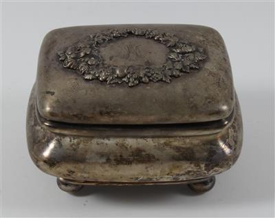 Silber Zuckerdose mit Innenvergoldung, - Antiques