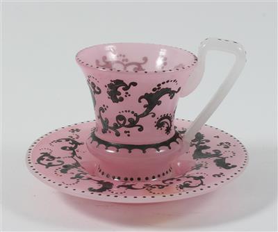 Tasse mit Untertasse, - Antiques