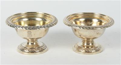2 Wiener Silber Gewürzschälchen mit Innenvergoldung, - Antiquitäten