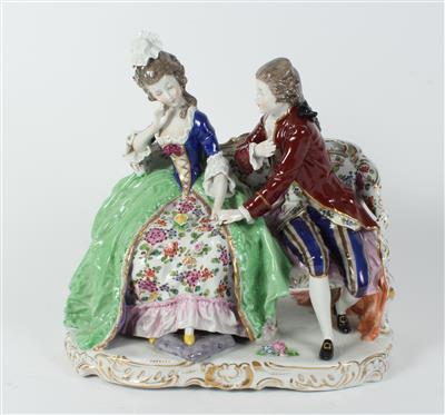 Dame und Kavalier auf Sofa - Antiques