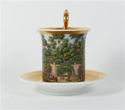 Tasse und Untertasse, - Antiques