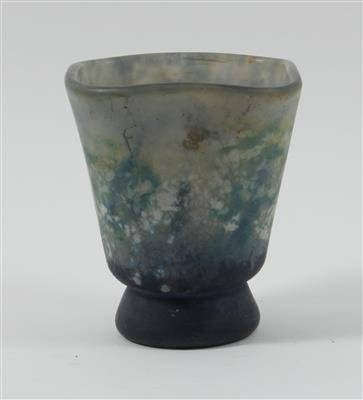 Kleine Art Deco-Vase, - Antiquitäten