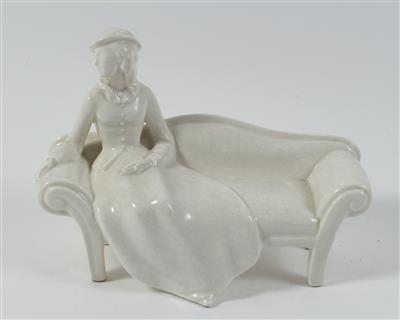 Ida Schwetz-Lehmann, Dame auf Sofa, - Antiques